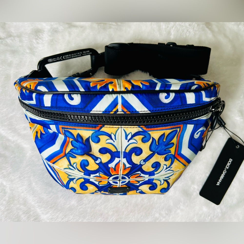 Dolce & Gabbana Majolica Print Adjustable Belt Bag BNWT’s